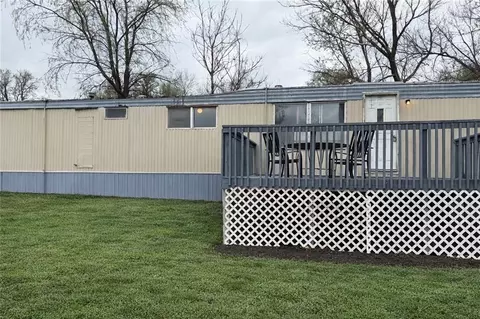 901 Woodland St, Carrollton, MO 64633