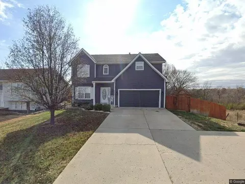 817 Homestead St, Leavenworth, KS 66048