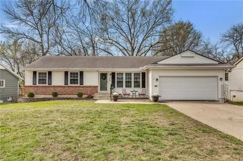 615 E 108 Ter, Kansas City, MO 64131