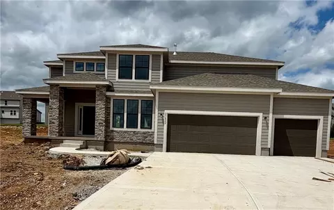 23822 Clear Creek Pkwy, Shawnee, KS 66226