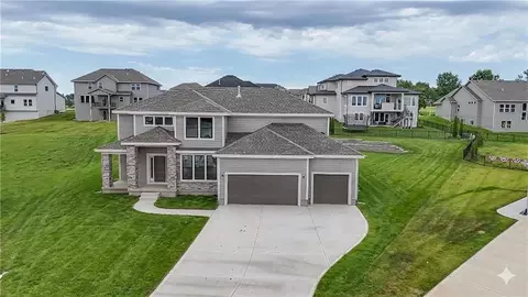 23822 Clear Creek Pkwy, Shawnee, KS 66226