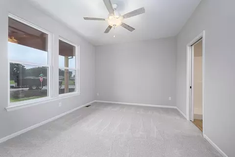 Bedroom - 913 2nd St, Perry, KS 66073 photo 3 of 4