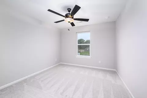 Bedroom - 913 2nd St, Perry, KS 66073 photo 1 of 4