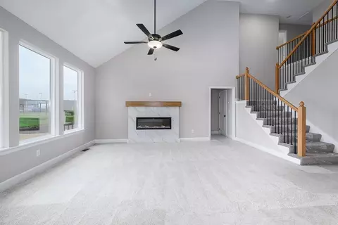 Living - 913 2nd St, Perry, KS 66073 photo 2 of 4