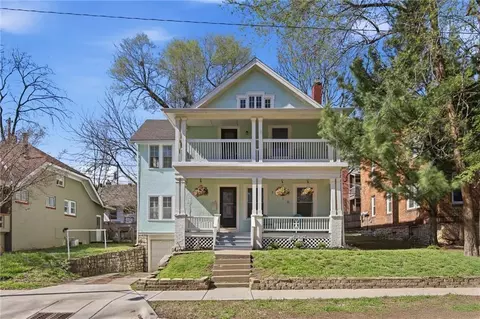 1116 W 41st Ter, Kansas City, MO 64111