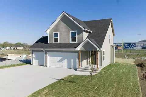 1013 2nd St, Perry, KS 66073