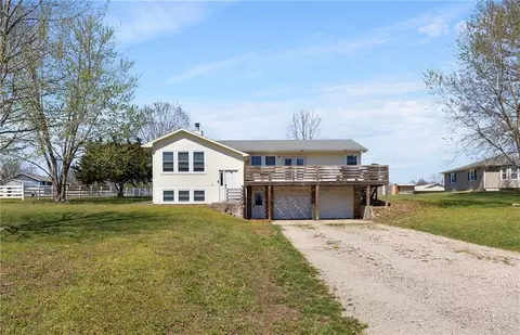 131 NW 191st Rd, Warrensburg, MO 64093