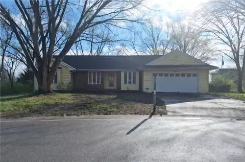 3820 SW Gamwell Rd, Topeka, KS 66610