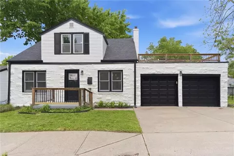 4016 W 47th Ter, Roeland Park, KS 66205