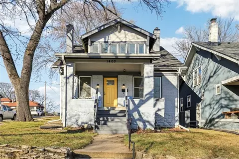 1400 E 28 St, Kansas City, MO 64109