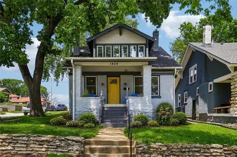 1400 E 28 St, Kansas City, MO 64109