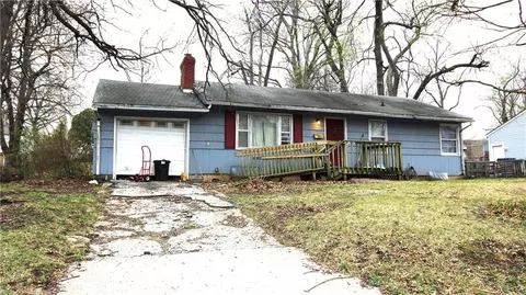 6809 W 72 Ter, Overland Park, KS 66204