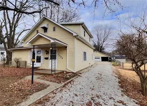 1508 N Main St, Nevada, MO 64772