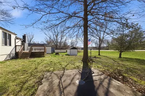 Exterior - 401 W Main St, Freeman, MO 64746 photo 5 of 7