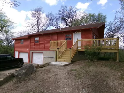 31220 Summit Ridge Dr, Excelsior Springs, MO 64024
