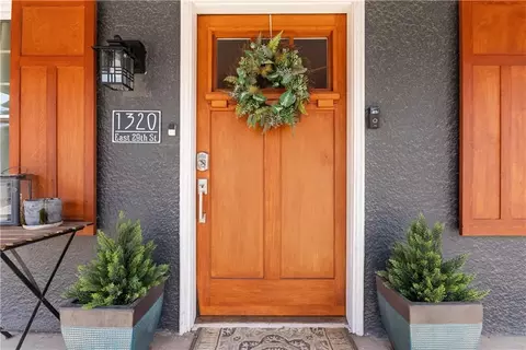 1320 E 29th St, Kansas City, MO 64109
