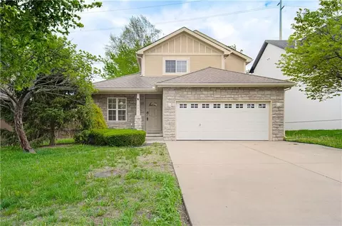 4317 Ironwood St, Leavenworth, KS 66048