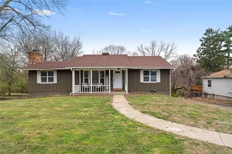 3018 Douglas St, Saint Joseph, MO 64506