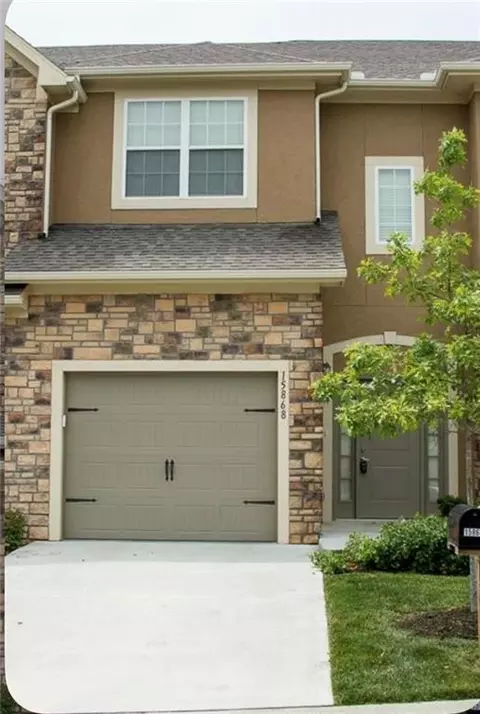 15868 Shawnee Dr, Overland Park, KS 66223
