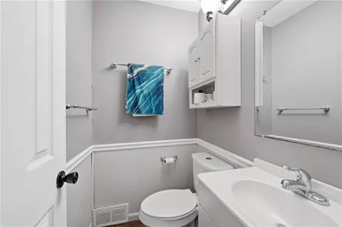 Bath - 209 N Gilbert St, Independence, MO 64056 photo 2 of 2