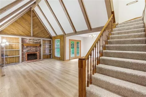 Living - 7829 Caenen St, Lenexa, KS 66216 photo 2 of 10