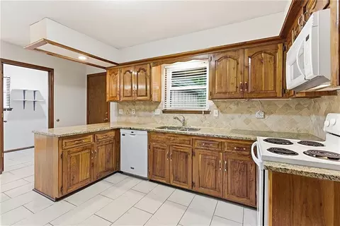 Kitchen - 7829 Caenen St, Lenexa, KS 66216 photo 3 of 3