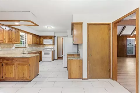 Other - 7829 Caenen St, Lenexa, KS 66216 photo 2 of 9