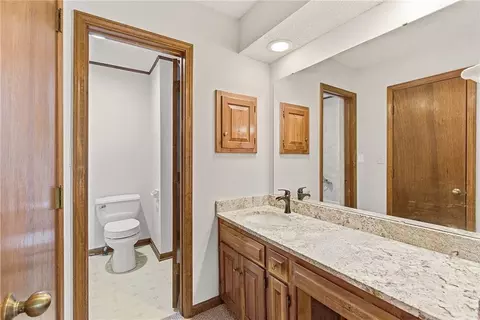 Bath - 7829 Caenen St, Lenexa, KS 66216 photo 1 of 5