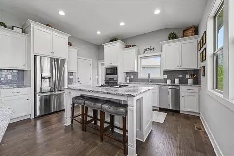 23834 W 126 Ter, Olathe, KS 66061