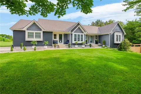 17850 W 182nd St, Olathe, KS 66062