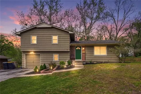 3006 E 107th Ter, Kansas City, MO 64137