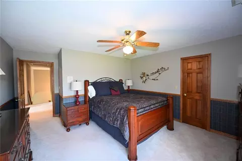 Bedroom - 304 Reavley Dr, Lamar, MO 64759 photo 6 of 11