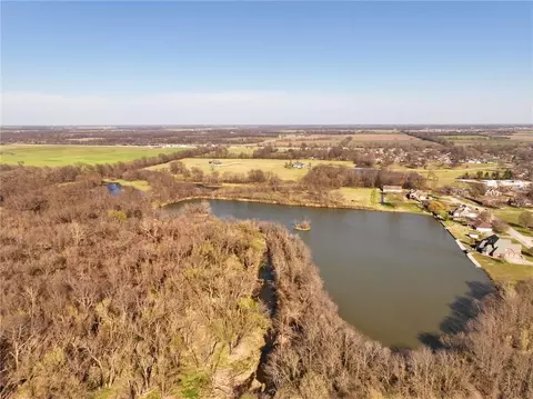 View/Area - 304 Reavley Dr, Lamar, MO 64759 photo 2 of 16