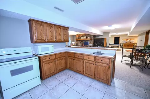 Kitchen - 304 Reavley Dr, Lamar, MO 64759 photo 3 of 3