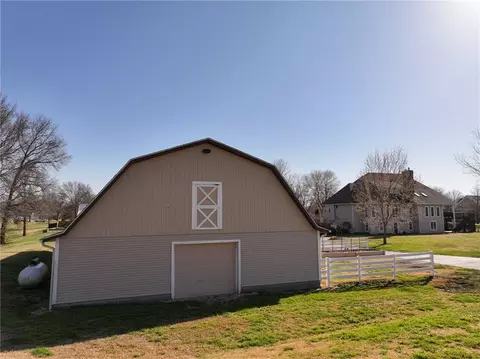 Other - 304 Reavley Dr, Lamar, MO 64759 photo 2 of 16