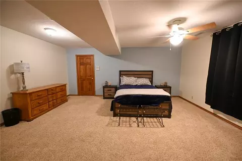 Bedroom - 304 Reavley Dr, Lamar, MO 64759 photo 10 of 11