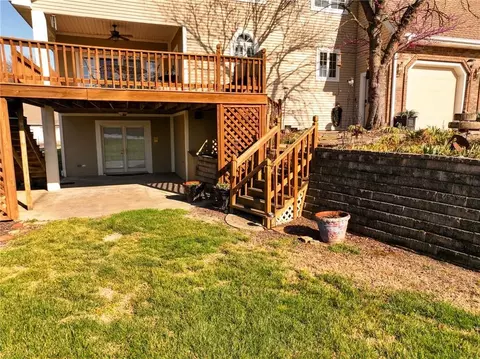 Exterior - 304 Reavley Dr, Lamar, MO 64759 photo 5 of 8