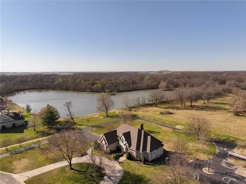 View/Area - 304 Reavley Dr, Lamar, MO 64759 photo 1 of 16