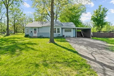 13704 Norby Rd, Grandview, MO 64030