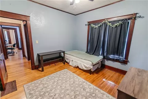 Bedroom - 905 Parallel St, Atchison, KS 66002 photo 1 of 8