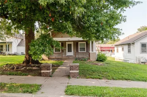Other - 905 Parallel St, Atchison, KS 66002 photo 2 of 19