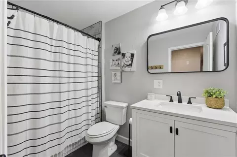 Bath - 4402 S Phelps Rd, Independence, MO 64055 photo 3 of 4