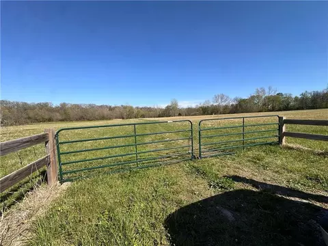 925 S 82 Hwy, El Dorado Springs, MO 64744