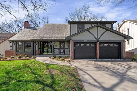 201 NW Cypress St, Lees Summit, MO 64064