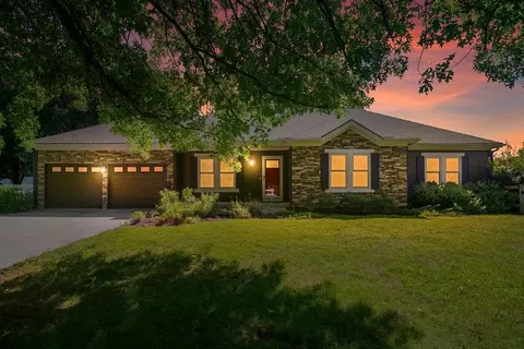 13223 N Virginia Ave, Smithville, MO 64089