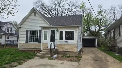 1303 Jackson St, Chillicothe, MO 64601