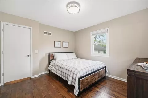 Bedroom - 444 E Ash St, Drexel, MO 64742 photo 5 of 6