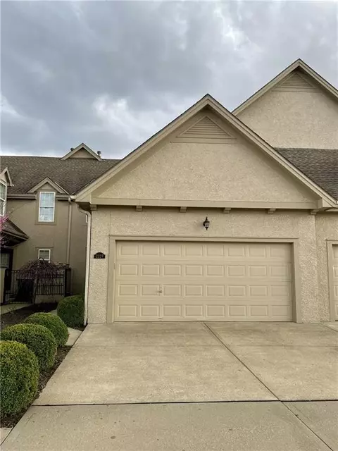 2227 NE 107th Ter, Kansas City, MO 64155