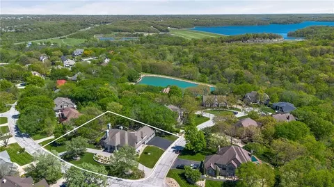 View/Area - 1025 NE Moss Point Rd, Lees Summit, MO 64064 photo 4 of 7