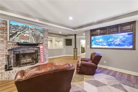 Living - 1025 NE Moss Point Rd, Lees Summit, MO 64064 photo 3 of 4